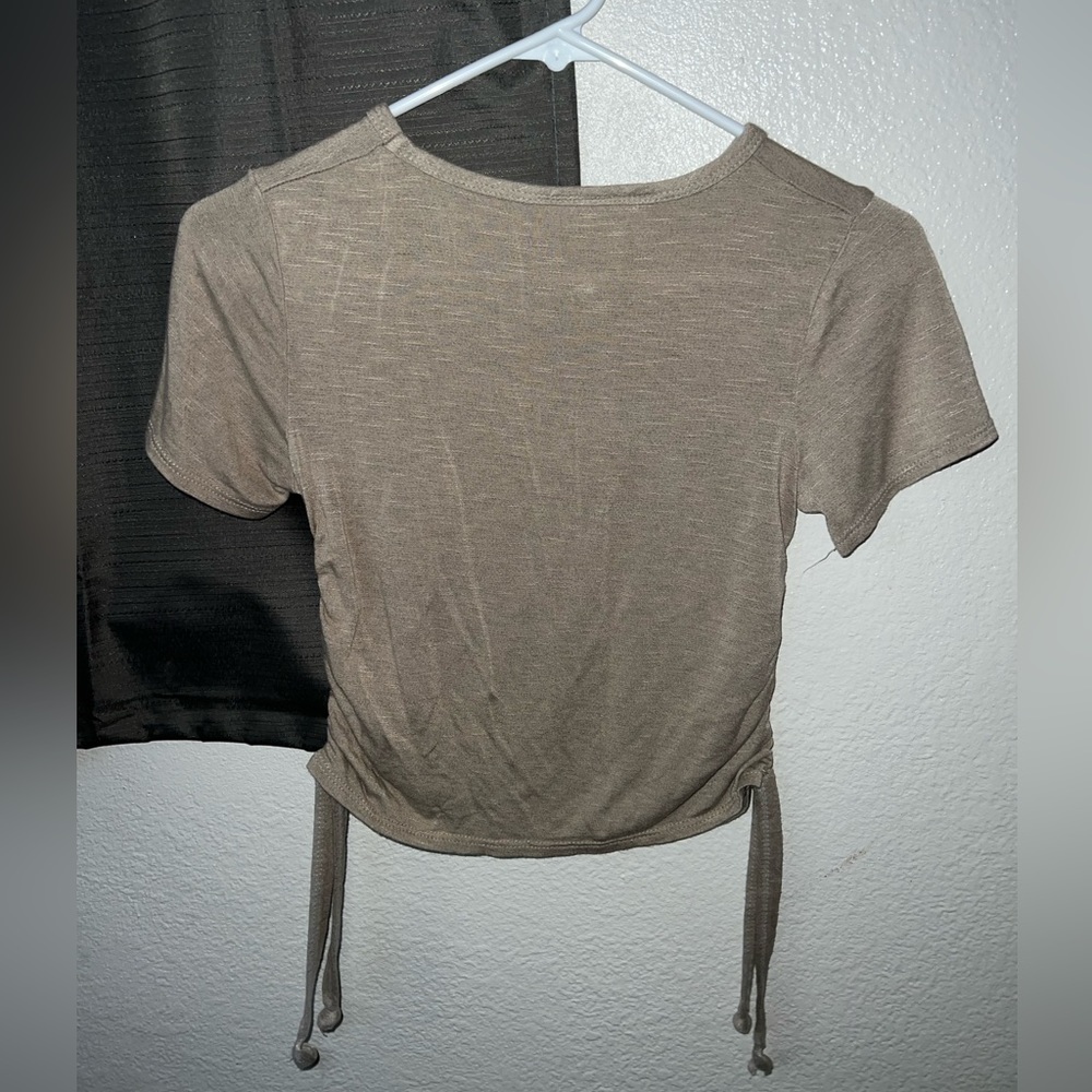 Beige top - Picture 3 of 5